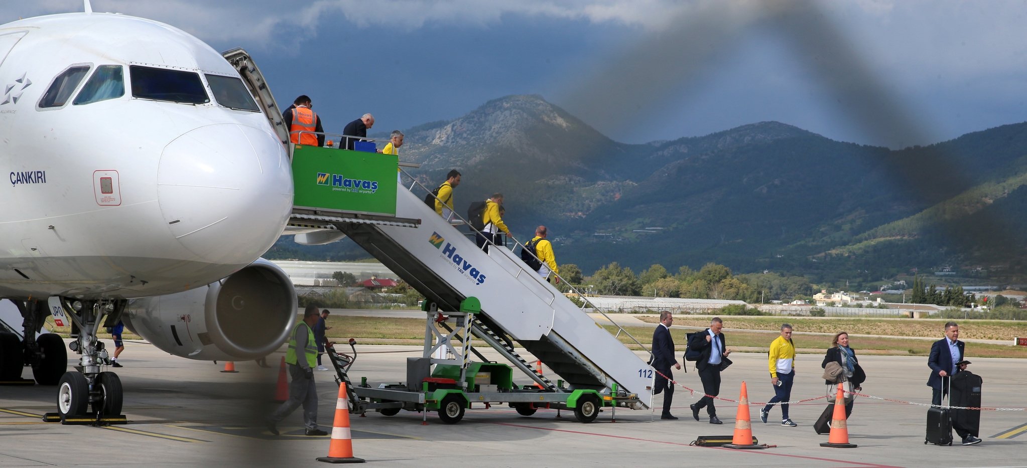 Fenerbahçe kafilesi, Gazipaşa’ya geldi
