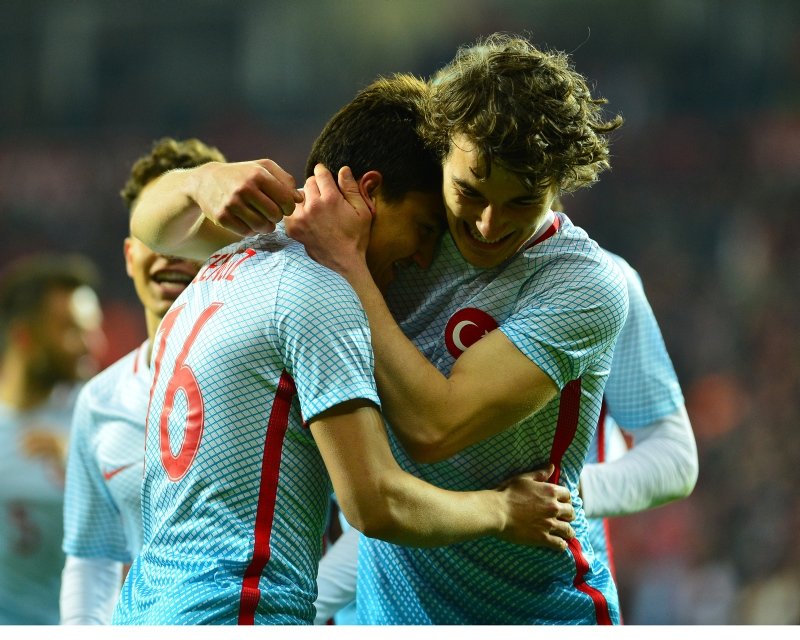 Fenerbahçe’den 3 bomba transfer!