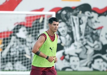 Morata ve Sanchez kampa katıldı!
