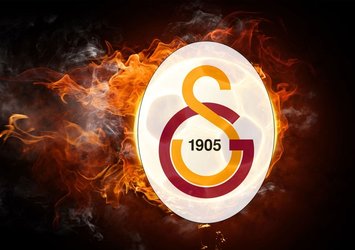 Galatasaray'da yeni transfer antrenmanda!