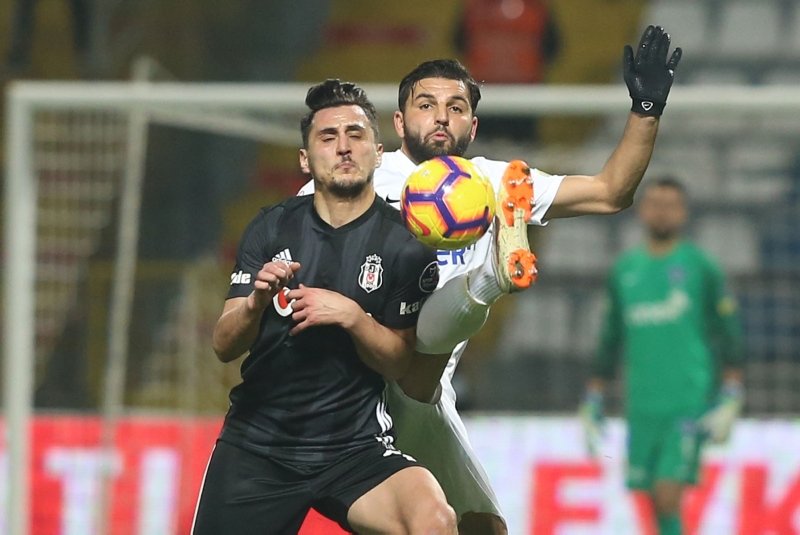 Kasımpaşa - Beşiktaş maçından kareler