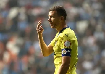 Sakatlık sonrası F.Bahçe'den Dzeko paylaşımı!