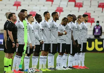 Beşiktaş'ın yıldızları tel tel döküldü!