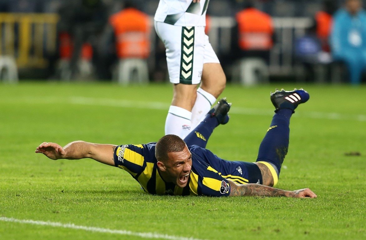 Ne yaptın Fernandao!