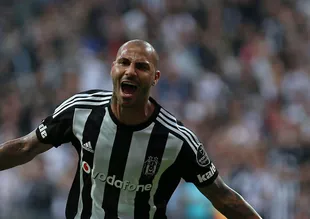 Kartal Arena'da coştu