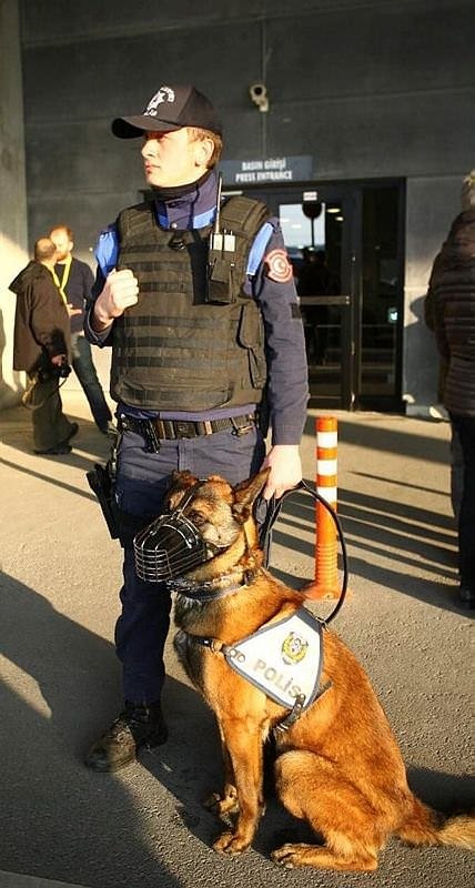 Maçın ertelenme nedeni o ihbar!