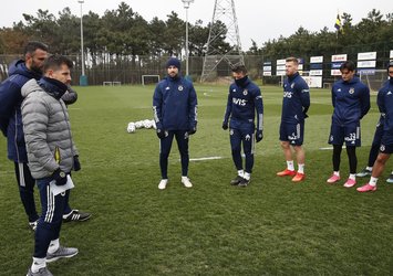 Belözoğlu'dan takıma o konuşma! "Ben içinizden birisiyim"