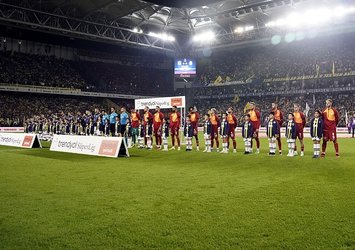 Derbi öncesi dikkat çeken detay!