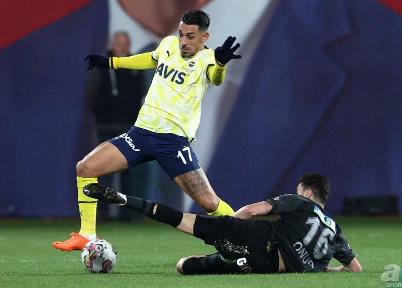 Arda Güler’i gördü gözyaşlarını tutamadı! İşte Ümraniyespor - Fenerbahçe maçından kareler