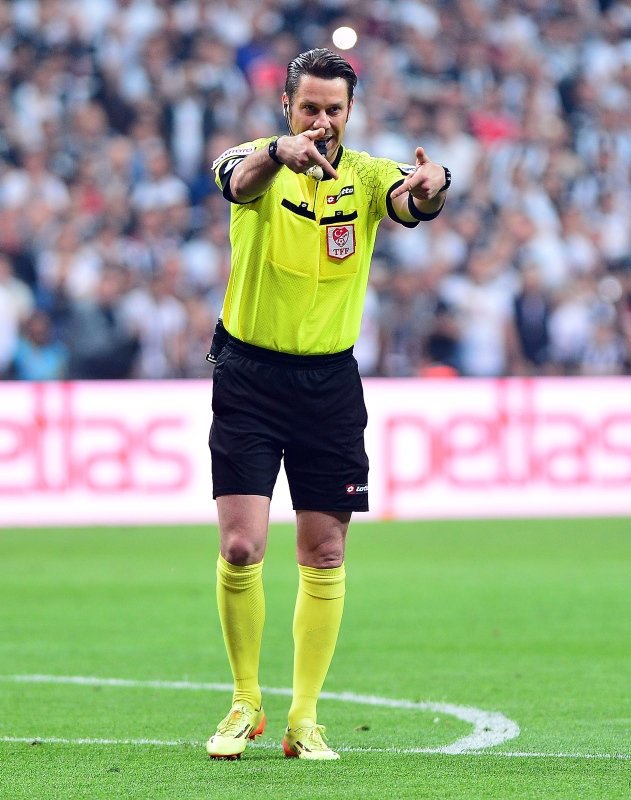 Erman Toroğlu: Fırat ve grubu TFF’ye oynuyor