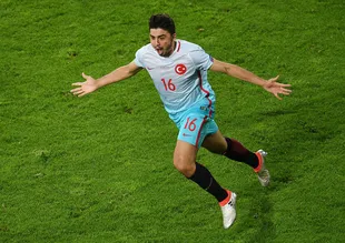 İngiltere'den Ozan Tufan'a 3 talip!