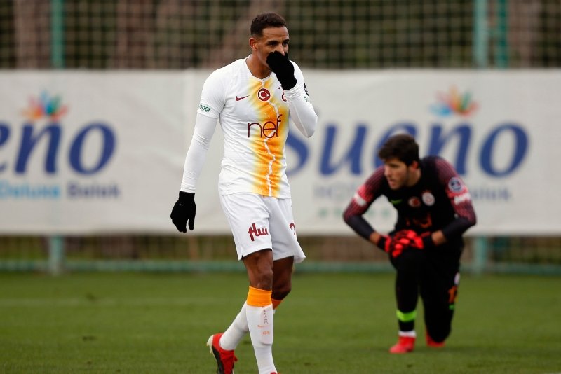 Galatasaraylı yıldıza müthiş teklif! İşte önerilen rakam