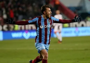 Trabzonspor, Adanaspor karşısında farklı kazandı