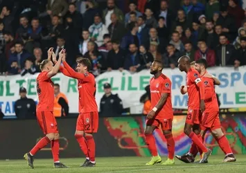 Beşiktaş Rize'yi 7 bitirdi!