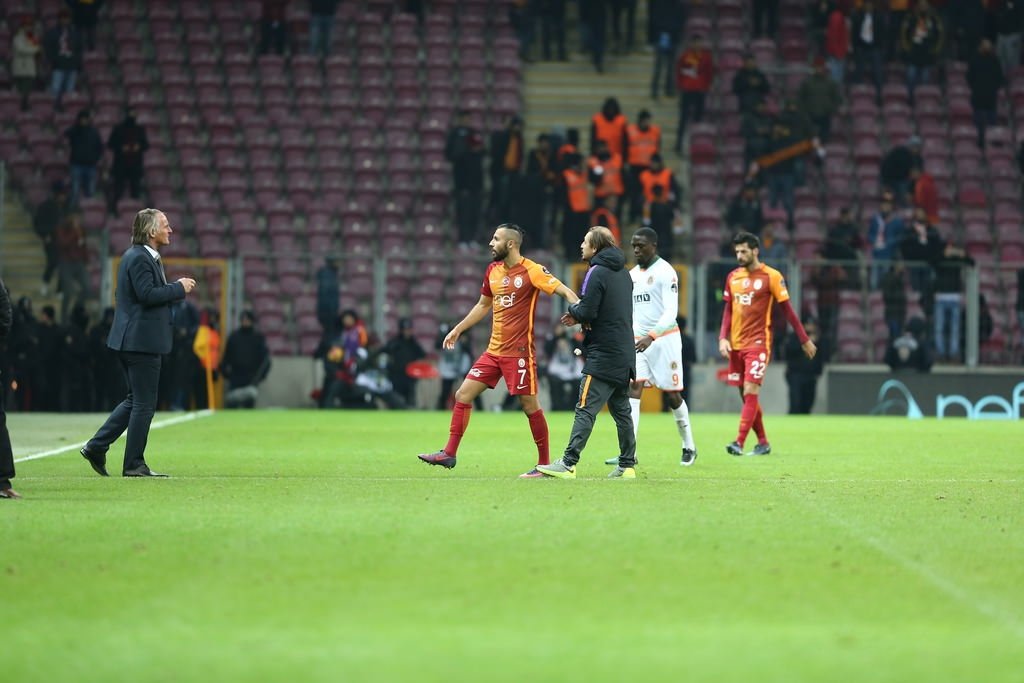 Galatasaray’da Yasin ve Bruma arasında gerginlik!