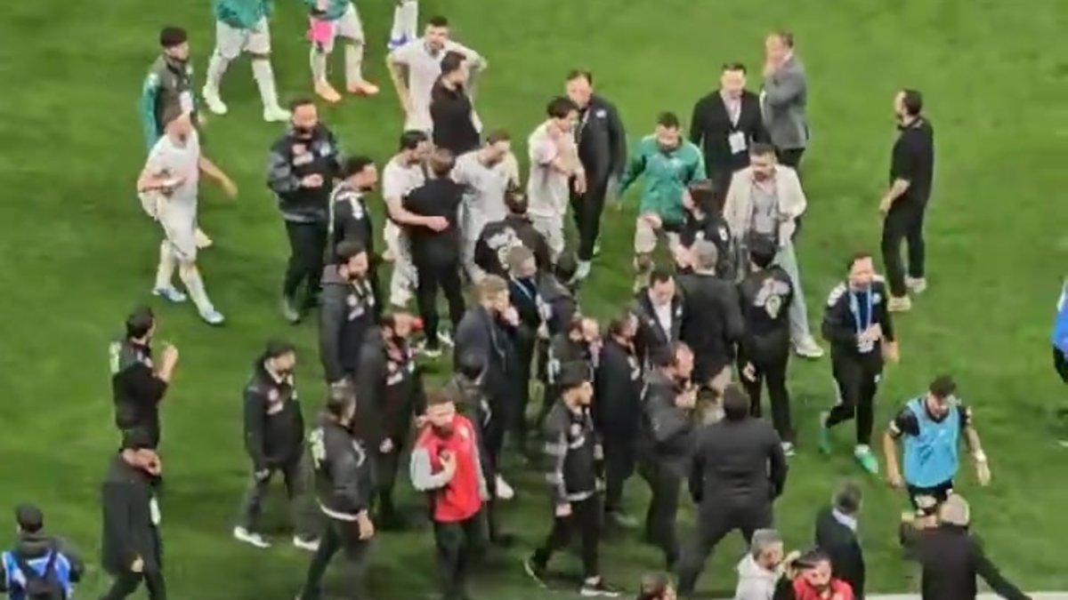 05 Mayıs 2026 - TÜMOSAN Konyaspor ile Beşiktaşlı futbolcular arasında gerginlik! - Aspor  Ziraat Türkiye Kupası