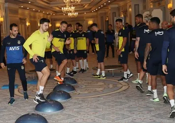 Fenerbahçe'nin Antalya kampı başladı