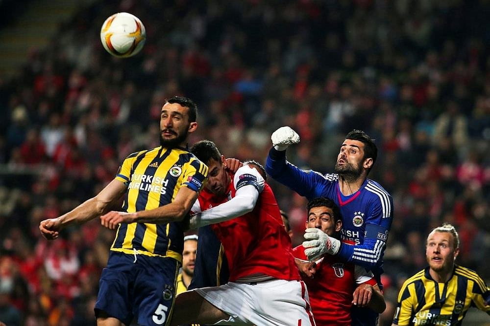 Aziz Yıldırım’dan Volkan Demirel’e olağanüstü yetkiler!