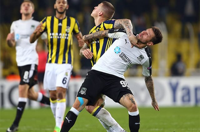 Skrtel sosyal medyayı salladı!
