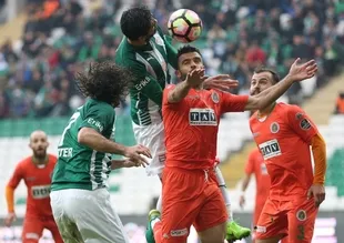 Bursaspor'a evinde Alanyaspor darbesi