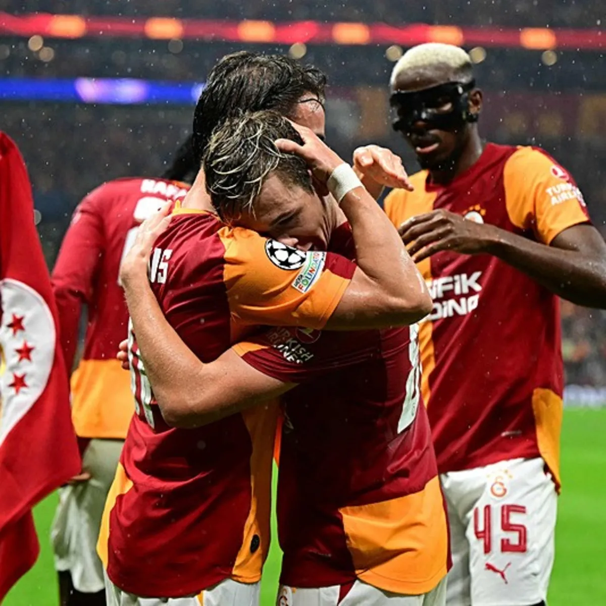 İngiliz devlerinden Galatasaraylı yıldıza yakın takip! 55 milyon euro...