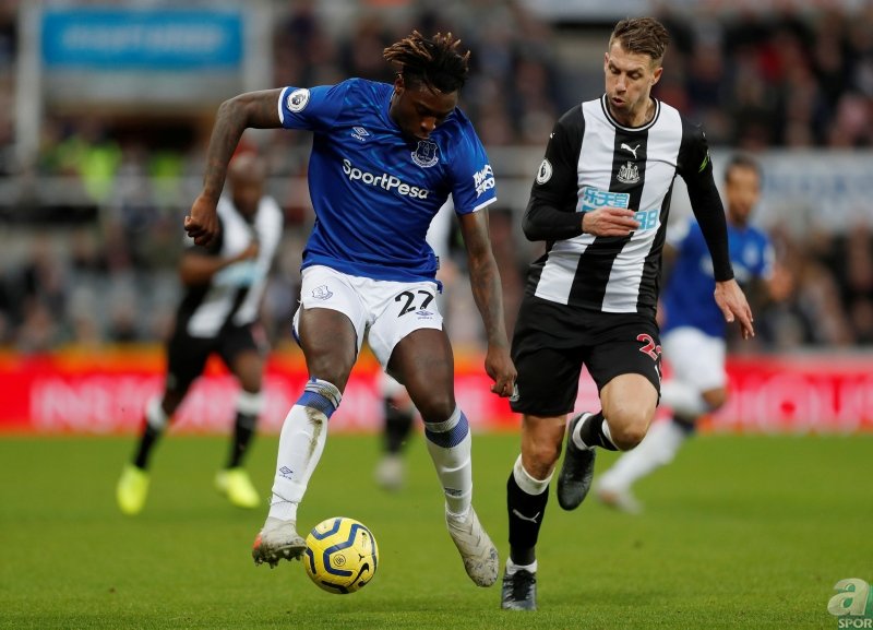 Yıldız futbolcudan corona virüsü skandalı! Kulüpten açıklama geldi