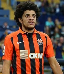 Fenerbahçe Taison’a imzayı attırıyor