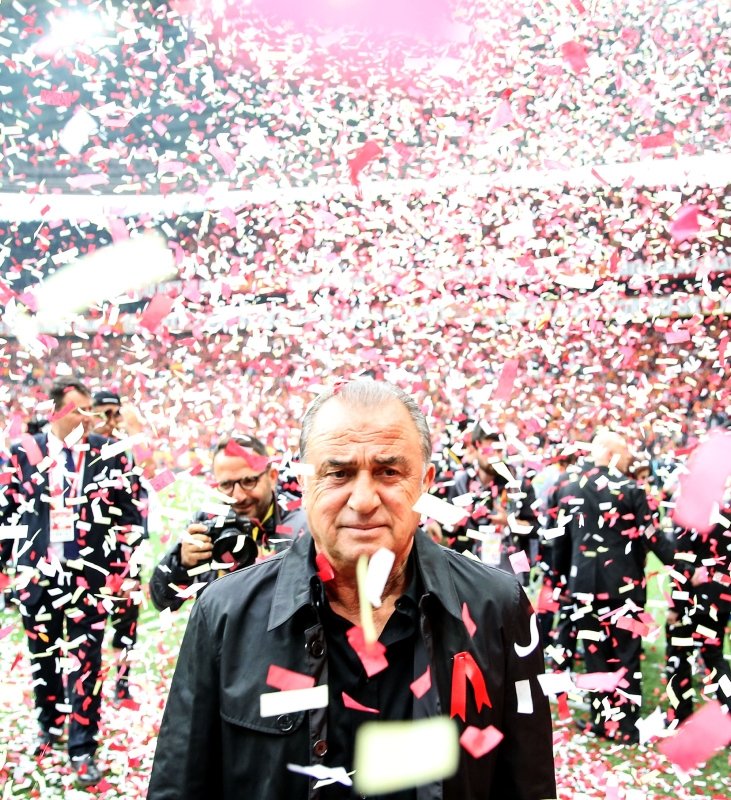 Galatasaray’dan Beşiktaş maçı sonrası ’şampiyonluk’ kutlaması! İşte o görüntüler