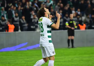 Stancu atıyor, Bursaspor kazanıyor