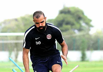 Antalyaspor'da 4 eksik