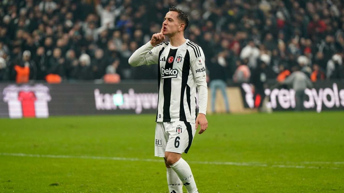 Beşiktaş'ta Amir Hadziahmetovic'e Hull City kancası! Beşiktaş'ta Amir Hadziahmetovic'e Hull City kancası!