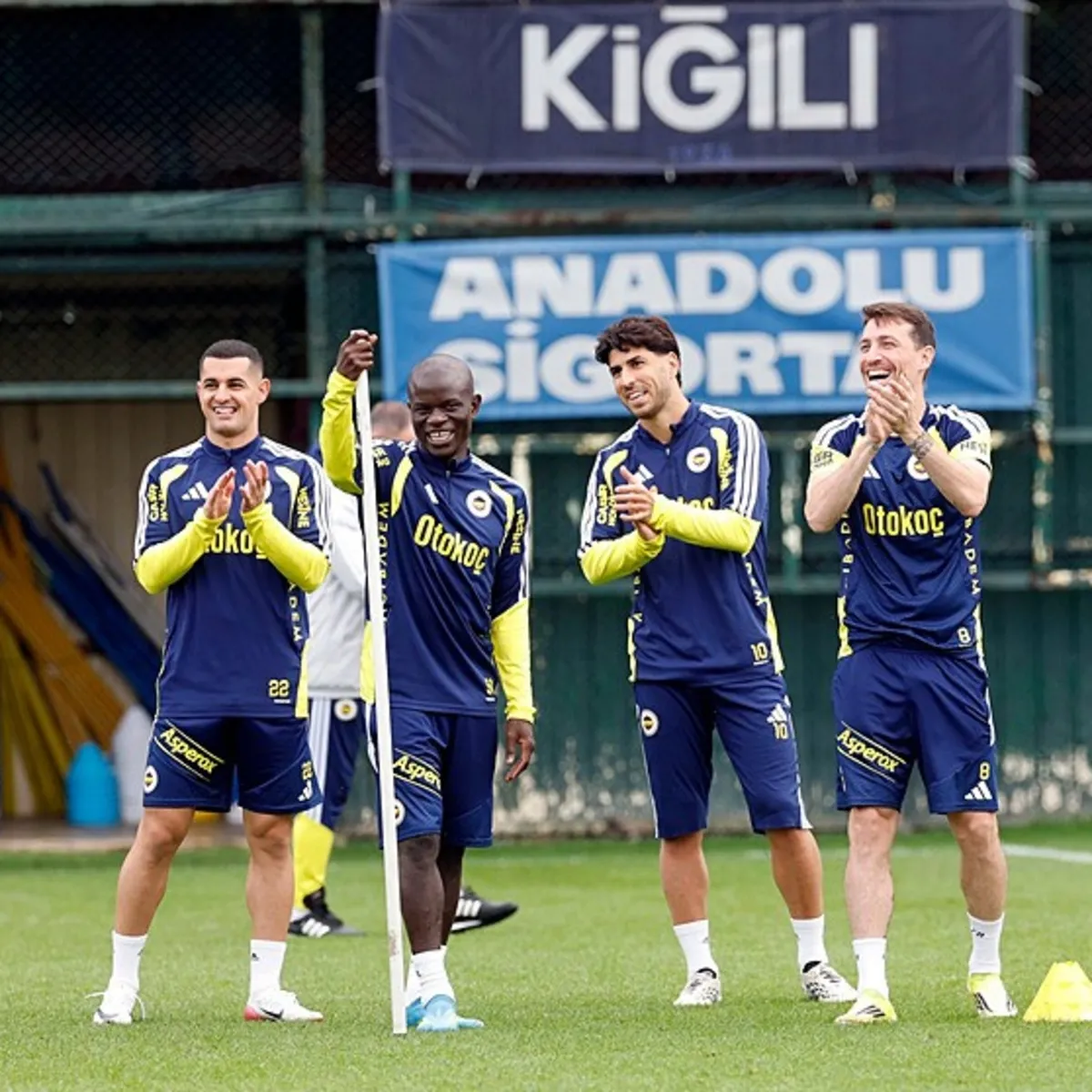 Fenerbahçe kadrosunu gençleştirmek için Anadolu kulüplerindeki oyuncuları takibe aldı