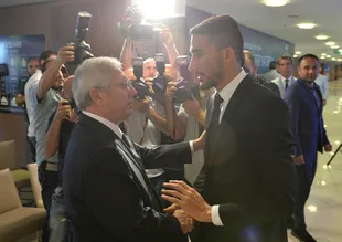 Aziz Yıldırım: Kafana takma!