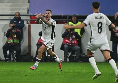 Arnavutluk deplasmanda Sırbistan'ı devirdi!