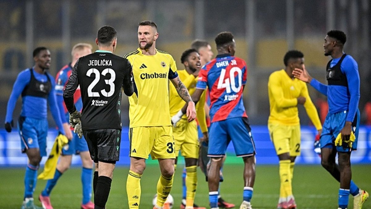 V. Plzen-Fenerbahçe maçı sonrası Çekya basınından olay yaratan manşet!