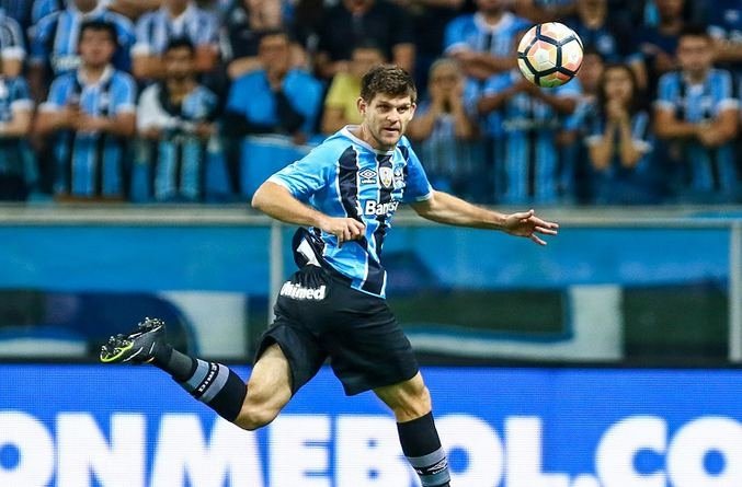 Comolli, transfer avına çıktı!