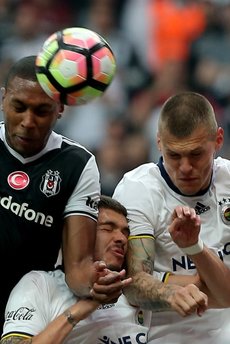 Beşiktaş, Vodafone Arena'da Fenerbahçe ile berabere kaldı