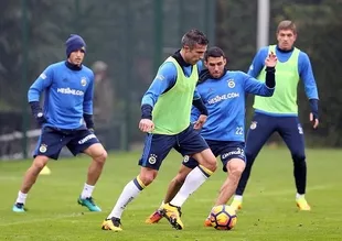 Fenerbahçe, Akhisar Belediyespor'a konuk oluyor!