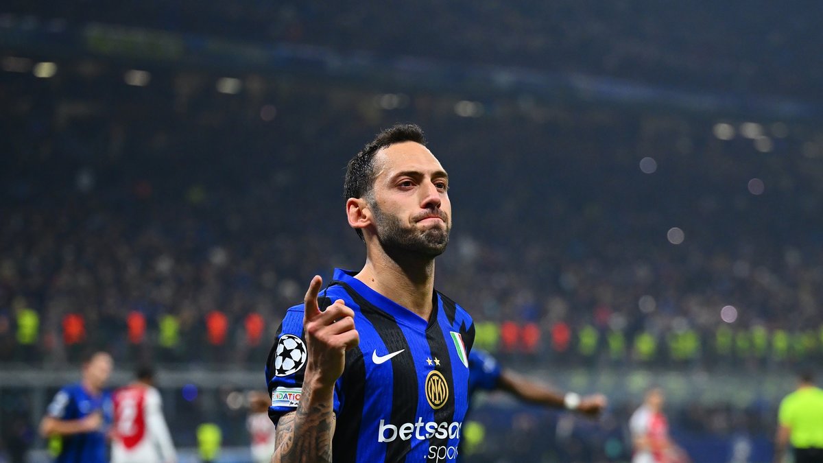 TRANSFER HABERİ: Inter Başkanından flaş Hakan Çalhanoğlu açıklaması! Fenerbahçe ve Galatasaray... TRANSFER HABERİ: Inter Başkanından flaş Hakan Çalhanoğlu açıklaması! Fenerbahçe ve Galatasaray...