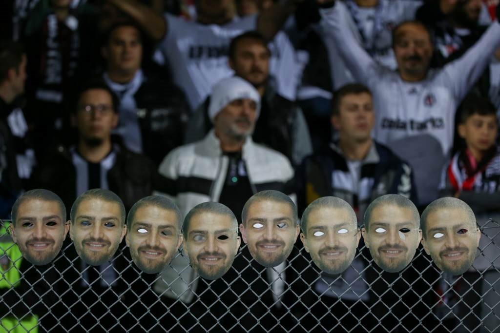 Beşiktaş’tan Caner Erkin’e büyük destek!