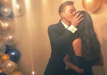 Mesut Özil'in mutlu günü!