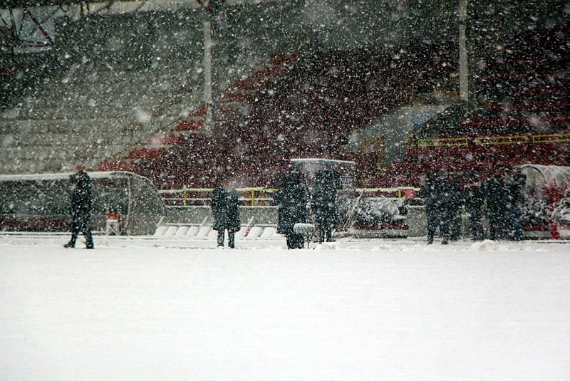 Bolu’da saha beyaza büründü!