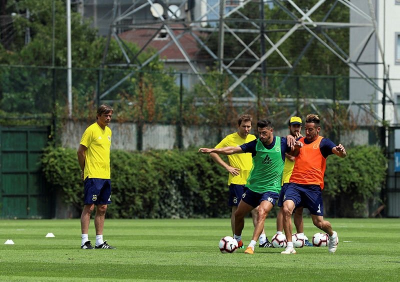 Fenerbahçe’den Dirk Kuyt bombası
