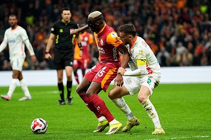 Lider evinde hata yapmadı!