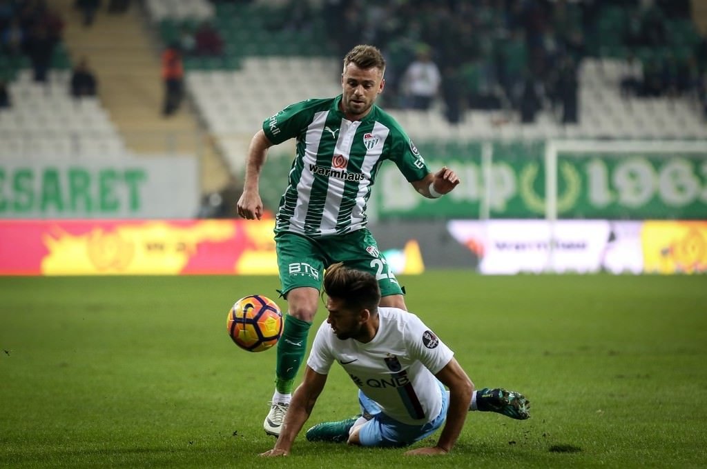 Bursaspor-Trabzonspor karşılaşmasından kareler
