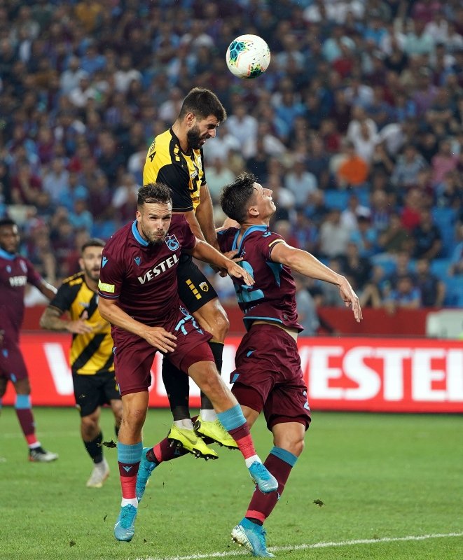 Trabzonspor-AEK maçından kareler