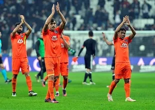 '3 büyükler'in kabusu Başakşehir
