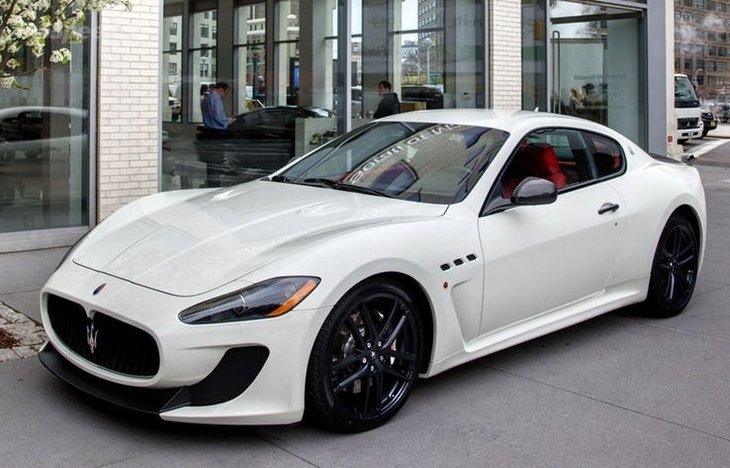 Messi'nin garajını hiç merak ettiniz mi?