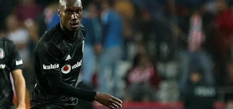 Beşiktaş'ta Atiba takımla çalıştı