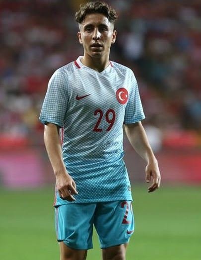 18’lik milli yıldızımız Emre Mor’un bilinmeyen hayatı!
